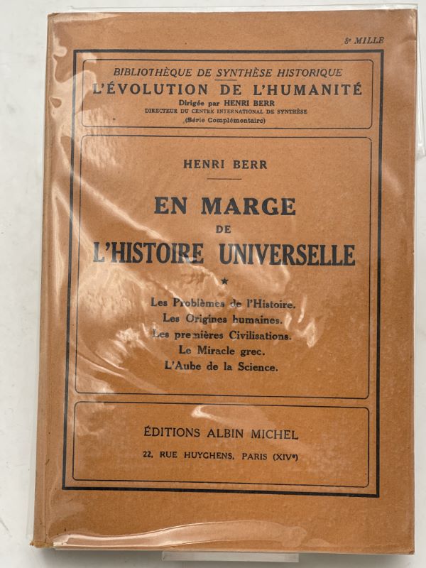 En marge de l'histoire universelle